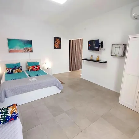 Fantastico 2 - Grossem Balkon - Gratis Parkplatz - Klimaanlage - Zentrumsnaehe Und Meernaehe