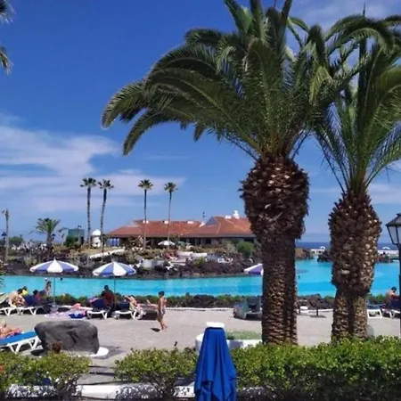 Fantastico 2 - Grossem Balkon - Gratis Parkplatz - Klimaanlage - Zentrumsnaehe Und Meernaehe Διαμέρισμα *